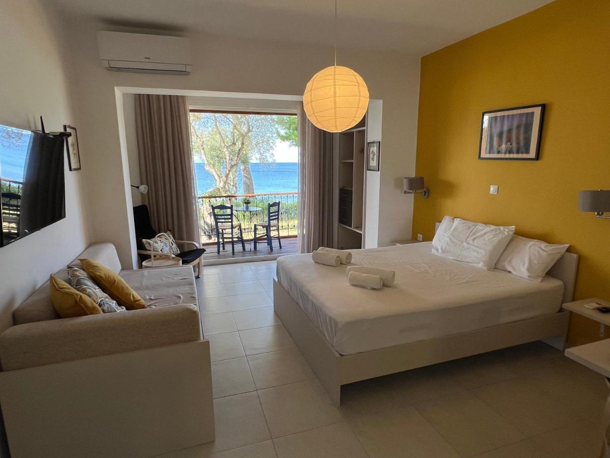 Seafront Studio - Akti Elia Nikiti  Extérieur photo